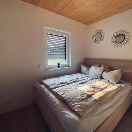Zimmer M. Eigenem Bad Und Badewanne Direkt Am Wald Amöneburg 외부 사진